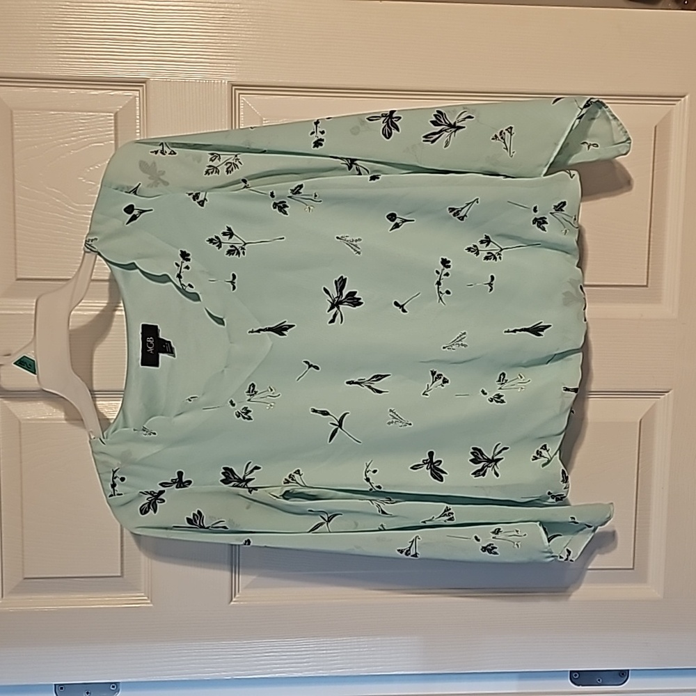 Long sleeve top